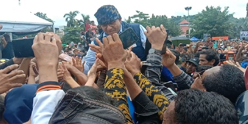 ARB Disambut Ribuan Simpatisan di Lapangan Serasuba Kota Bima NTB, Selasa (31/1/2023). Foto MR/ Berita11.com.