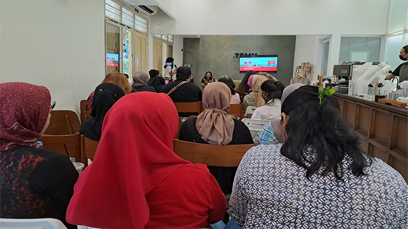 Suasana peluncuran buku hasil riset berjudul “Derita Pekerja: Praktik Kekerasan dan Pelecehan di Dunia Kerja” di Jakarta, Kamis (23/2/2023).