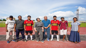 Foto Manajemen Lombok FC di GOR Turide 17 Desember Mataram, Minggu (16/4/2023).