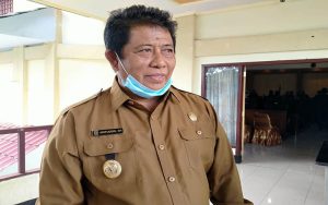 Almarhum Arifuddin semasa hidup dan menjabat sebagai Wakil Bupati Dompu. Foto Ist.