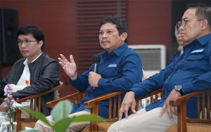 Direktur Utama BPJS Kesehatan Ghufron Mukti menyampaikan penjelasan dalam Public Expose Laporan Pengelolaan Program- Laporan Keuangan (LPP-LK) BPJS Kesehatan tahun 2022 di Jakarta pada Selasa (18/7/2023).
