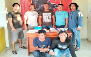 Dua sindikat penjual emas palsu dengan modus akad pegadaian yang ditangkap polisi di Kota Bima.
