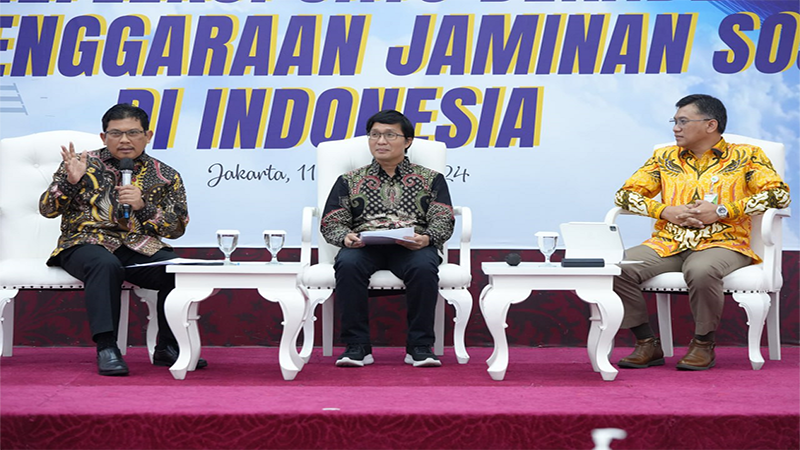 Direktur Utama BPJS Kesehatan, Ghufron Mukti memaparkan kenaikan layanan Kesehatan oleh BPJS Kesehatan selama tahun 2023 dalam kegiatan pertemuan bersama Dewan Jaminan Sosial Nasional (DJSN), Kamis (11/1/2024).