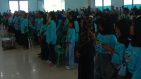 Ratusan relawan dan simpatisan Prabowo-Gibran mengikuti deklarasi Gemoy Milenial Prabowo-Gibran (GEMBIRA) Bima, Nusa Tenggara Barat di Convention Hall Paruga Nae Kota Bima, Kamis (8/2/2024).