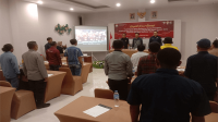 Suasana rakor pembatasan dana kampanye pemilihan Gubernur dan Wakil Gubernur, Bupati dan Wakil Bupati serta Wali Kota dan Wakil Wali Kota Bima di Hotel Marina Inn Kota Bima, Selasa (24/9/2024) sore. Foto MR/ Berita11.com.