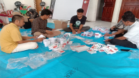 Kegiatan penyortiran dan pelipatan surat suara untuk pemilihan Wali Kota dan Wakil Wali Kota Bima Pilkada 2024 di Gudang Logistik KPU Kota Bima, Rabu (30/10/2024).