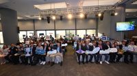 Cyberport menyelenggarakan “Upacara Kelulusan Program Kewirausahaan Cyberport dan Hari Informasi 2024”. Acara ini merayakan kelulusan 190 perusahaan rintisan dari Program Inkubasi Cyberport (CIP) dan Dana Mikro Kreatif Cyberport (CCMF).