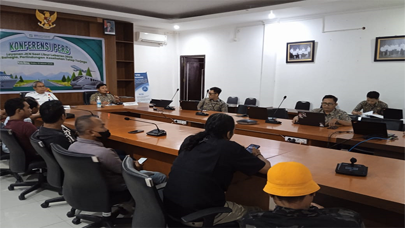 Suasana konferensi pers Layanan JKN saat libur lebaran 2025 yang digelar BPJS Kesehatan Cabang Bima, Rabu (19/3/2025). Foto US/ Berita11.com.