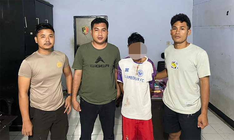 Pria berinisial AN, warga Kecamatan Hu’u, Kabupaten Dompu diamankan aparat karena diduga mencabuli adik kandungnya sendiri yang berkebutuhan khusus.