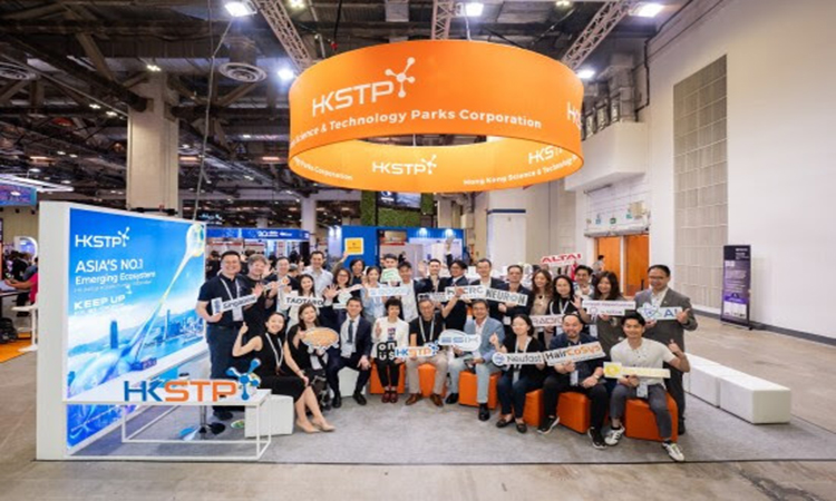 HKSTP memimpin delegasi 15 perusahaan teknologi inovatif untuk memamerkan di Paviliun HKSTP, memamerkan pencapaian I&T di tiga kategori inovasi utama: AI, Telekomunikasi, serta Hijau dan Konstruksi.
