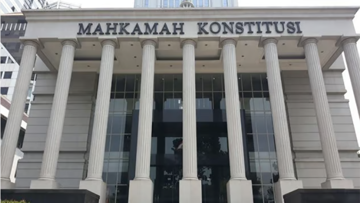 Mahkamah Konstitusi.