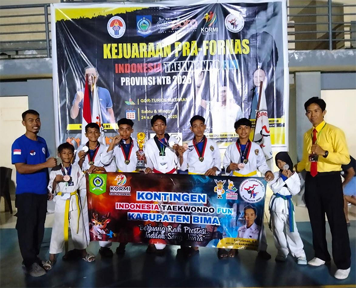 Kontingen Indonesia Taekwondo Fun (ITFun) Kabupaten Bima usai menyabe medali pada Kejuaraaan Taekwondo Pra Festival Olahraga Masyarakat Nasional (FORNAS VIII ) se-NTB yang diselenggarakan oleh ITFun Provinsi NTB pada 24 -25 Mei 2025 di GOR Turide Kota Mataram.