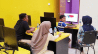 Algonova Indonesia hadir dengan program pembelajaran yang tidak hanya mengajarkan coding dan STEM (Sains, Teknologi, Teknik, dan Matematika), tetapi juga mengembangkan keterampilan sosial yang esensial seperti komunikasi, kreativitas, kerja tim, dan adaptabilitas.