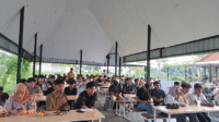 Suasana sarasehan bertajuk Peran Pemuda dan Mahasiswa dalam Mendorong Kebijakan Pemerintah untuk Indonesia Maju di Bento Cafe, Mataram, Rabu (30/04/2025) lalu.