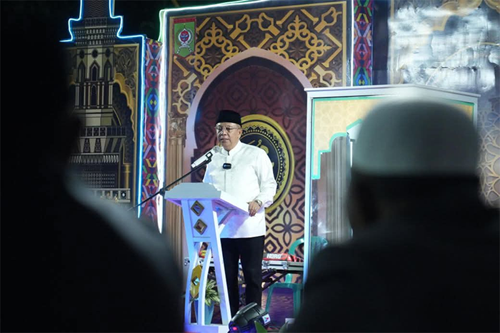 Wali Kota Bima, H Arahman H Abidin saat menghadiri pembukaan MTQ XX tingkat Kecamatan Rasanae Timur di Kelurahan Lelamase, Kamis (3/7/2025) malam.
