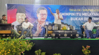 Suasana Diskusi bertema Pemimpin Itu Melayani Bukan Dilayani di An Najm Mart Montong Tangi, Lombok Timur, Senin, 21 Juli 2025.