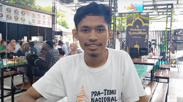 Aktivis Ikatan Mahasiswa Muhammadiyah Cabang Bima, Yahya. Foto Rizky/ Berita11.com.