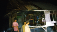 Kondisi rumah korban setelah disambar si jago merah Jumat (1/8/2025) malam.