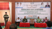 Sekretaris Daerah Kabupaten Dompu Gatot Gunawan membuka sosialisasi dan peluncuran Bank Sampah unit desa dan kelurahan se-Kabupaten Dompu, Kamis (18/9/2025).