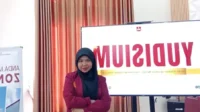 Mutiara Zulyanti, calon wisudawati terbaik dari Program Studi Pendidikan Sejarah STKIP Taman Siswa Bima dengan Indeks Prestasi Kumulatif (IPK) cemerlang, 3,88.