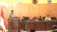 Penjabat Sekretaris Daerah Kota Bima, H. Supratman, menghadiri Rapat Paripurna DPRD Kota Bima. Penjabat Sekretaris Daerah Kota Bima, H. Supratman, menghadiri Rapat Paripurna DPRD Kota Bima.