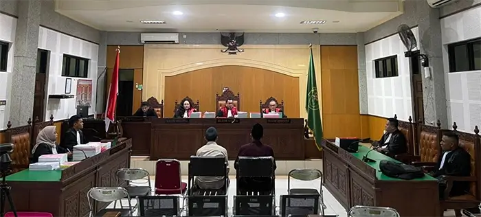 Suasana sidang kasus korupsi KUR BNI KCP Woha di Pengadilan Negeri Tindak Pidana Korupsi (Tipikor) Mataram.