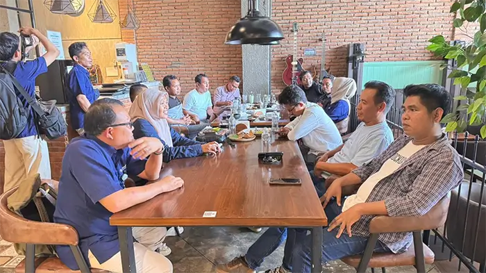 Suasana Afternoon Coffee BPJS Kesehatan Cabang Bima bersama awak media di Kota Bima, Kamis (18/12/2025).