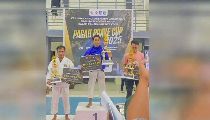 Atlet Shorinji Kempo Kecamatan Kempo, Kabupaten Dompu, yang menyabet gelar Juara Umum dalam Kejuaraan Shorinji Kempo Antar-Dojo se-NTB.