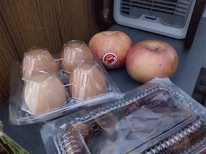 Paket MBG yang diterima siswa dari SPPG Kananga 1 (Yayasan Alif Bima Sakti), Kamis (26/2/2026).