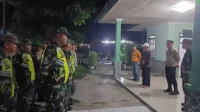 Suasana apel bersama personil Polsek dan Koramil Kempo dan anggota Trantib sebelum melaksanakan patroli bersama untuk menjaga kondusifitas menjelang bulan suci Ramadan 1447 Hijriah/ 2026 Masehi.