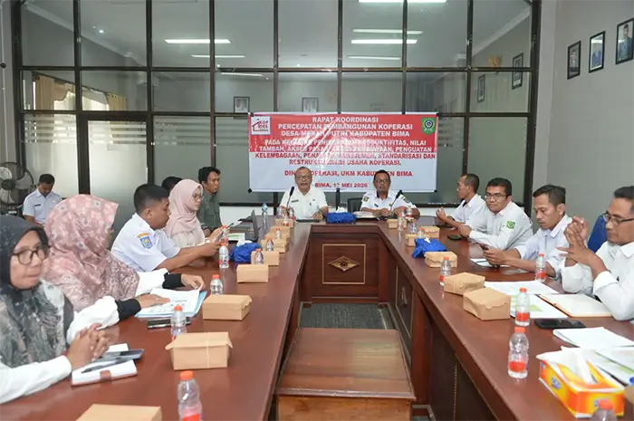 Rapat Koordinasi (Rakor) percepatan pembangunan Koperasi Desa Merah Putih di Kabupaten Bima yang digelar Dinas Koperasi dan UKM Kabupaten Bima di Ruang Rapat Sekretaris Daerah Kabupaten Bima, Rabu (13/5/2026).