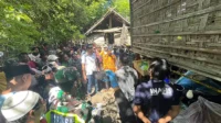 Tim Inavis Polres Bima saat melakukan olah tempat kejadian perkara di lokasi kejadian, pria diduga akhiri hidup dengan meminum racun serangga, Sabtu (2/5/2026).
