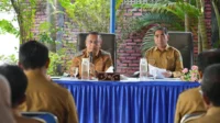 Wali Kota Bima, H Arahman H Abidin saat memimpin rapat koordinasi Pemkot Bima.