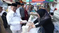 WakilWali Kota Bima mengunjungi aktivitas UMKM di Pasar Ramadhan 1447 Hijriah beberapa bulan lalu.