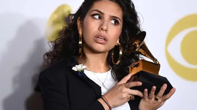 Alessia Cara poses in the press room during the 60th Annual Grammy Awards on January 28 in New York. (Photo credit: DON EMMERT/AFP/Getty Images).