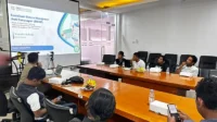 Pertemuan BPJS Kesehatan, Dinas Kominfotik Kota Bima, serta sejumlah wartawan yang berlangsung di Aula BPJS Kesehatan Cabang Bima, Senin (29/6/2026).