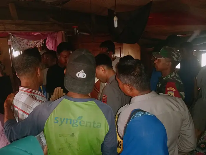 Proses evakuasi di TKP.