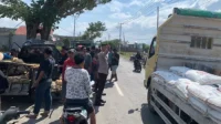 Suasana di tempat lakalantas tunggal mobil pengangkut ayam broiler di Jl Lintas Bima Sumbawa Desa Sondosia Kecamatan Bolo Kabupaten Bima, Selasa (21/7/2026).