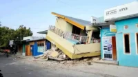 Kondisi bangunan di Nusa Tenggara Timur yang diguncang gempa bumi berkekuatan 7,7 Skala Ritcher, Sabtu (15/8/2026) pagi.