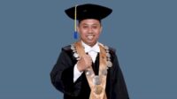 Akhmad Sodiq.