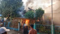 Kondisi rumah warga di Kecamatan Woha Kabupaten Bima yang terbakar, Sabtu (5/9/2026).