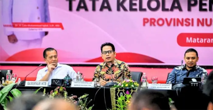Kegiatan rapat koordinasi KPK RI dengan pemerintah daerah seluruh kabupaten kota di NTB yang berlangsung di Mataram.