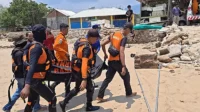 Pemancing meninggal saat dievakuasi Tim SAR Sabtu (10/10/2026).